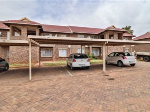 2 Bed Simplex in Highveld