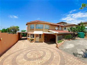 5 Bed House in High Ridge