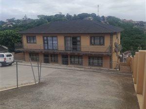693 m² Commercial space in Southridge