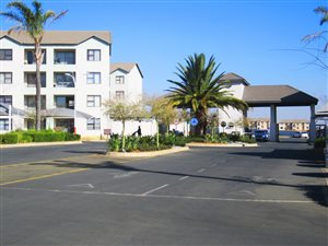2 Bed Apartment in Erand Gardens