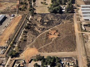 2.1 ha Land available in Klerksoord
