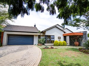 3 Bed House in Silver Lakes