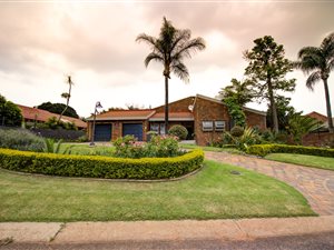 5 Bed House in Monument Park