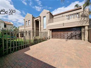4 Bed Cluster in Pomona