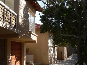 1 Bed Apartment in Randpark Ridge