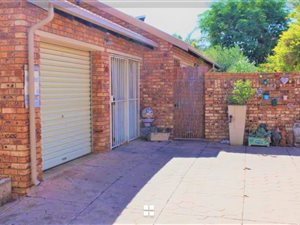 2 Bed House in Wierda Glen