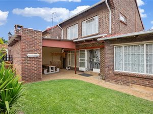 4 Bed Townhouse in Elspark