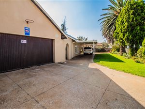 3 Bed House in Crystal Park