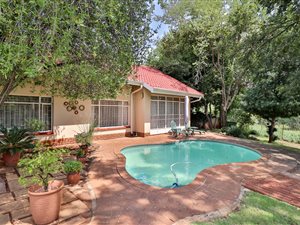 3 Bed House in Lynnwood Ridge