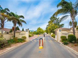 2 Bed Apartment in Rosedale Estate
