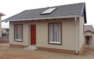 2 Bedroom Apartment in Witpoortjie