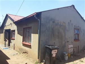 3 Bed House in Daveyton