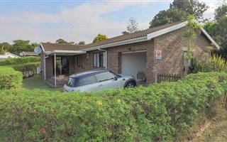 3 Bedroom Simplex in Waterfall