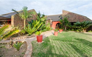 3 Bedroom House in Klein Brak River