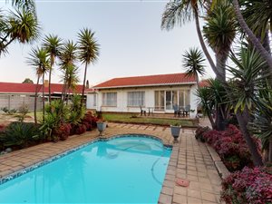 3 Bed House in Farrarmere