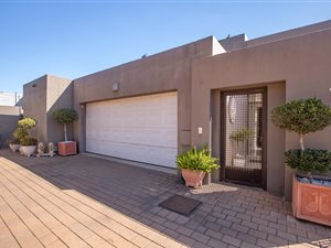 3 Bed Cluster in Blackheath