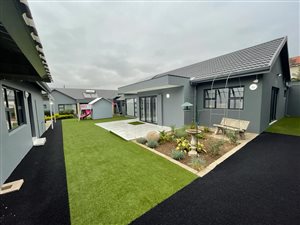 4 Bed House in Mountain Rise