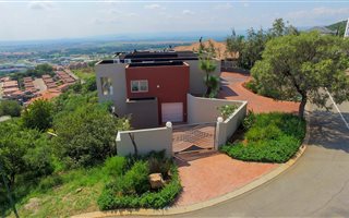 4 Bedroom House in Cashan