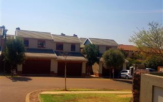 3 Bedroom Townhouse in Country View Estate