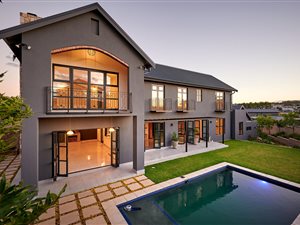 6 Bed House in Waterfall Country Estate