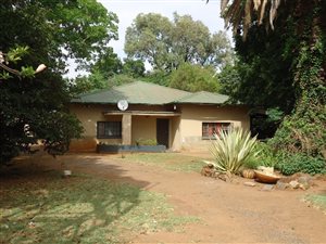 2.9 ha Farm in Marikana