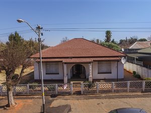 3 Bed House in Primrose