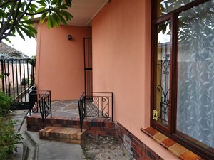 3 Bed House in Oakdale
