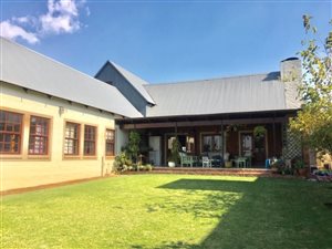 3 Bed House in Midlands Estate