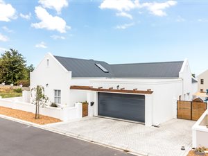 4 Bed House in Zevendal