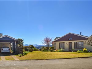 2 Bedroom Townhouse in Underberg