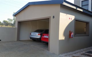 2 Bedroom Duplex in Redstone Country Estate