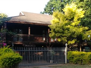 4 Bed House in Leisure Bay