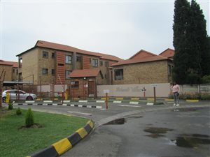 2 Bed Townhouse in Cruywagenpark