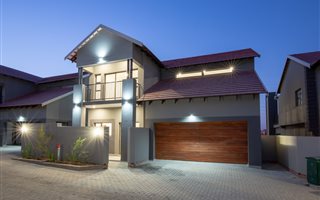 4 Bedroom Townhouse in Wild Olive Estate