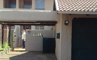 3 Bedroom Duplex in Florida North
