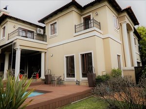 5 Bed House in Irene