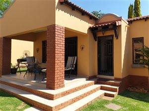 4 Bed Townhouse in Boardwalk Meander