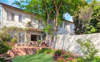 3 Bedroom Townhouse in Edenburg