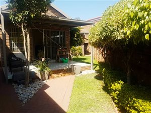3 Bed House in Montana Park