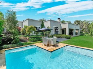 5 Bed House in Dainfern Golf Estate