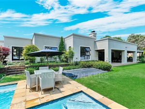 5 Bed House in Dainfern Golf Estate