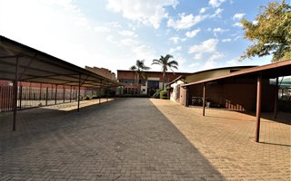 690 m² Industrial space in Highveld