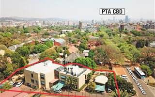 1103 m² Office Space in Arcadia