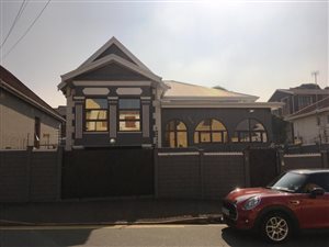3 Bed House in Morningside