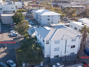 640 m² Commercial space in Southernwood