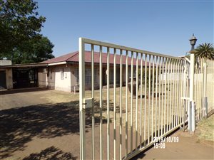3 Bed House in Vereeniging Central