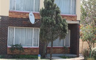 2 Bedroom Duplex in Cinderella