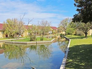 2 Bed Townhouse in Strand Central