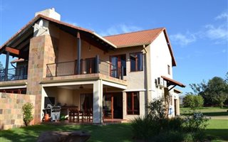 3 Bedroom Townhouse in The Coves