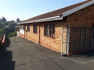 4 Bedroom House in Umhlatuzana